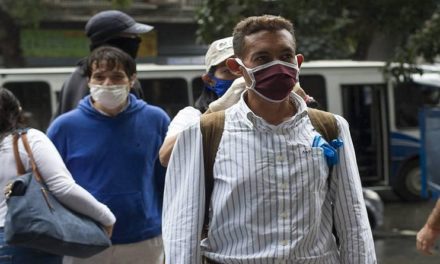 Presidente Maduro anuncia que nivel de contagios sube a 6 por cada 100 mil habitantes ante llegada de Ómicron