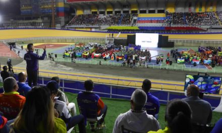 Maduro: Que el fuego Patrio conduzca la victoria de los atletas en los XX Juegos Nacionales