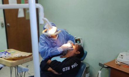 Vecinos del municipio Costa de Oro recibieron atención odontológica gratuita