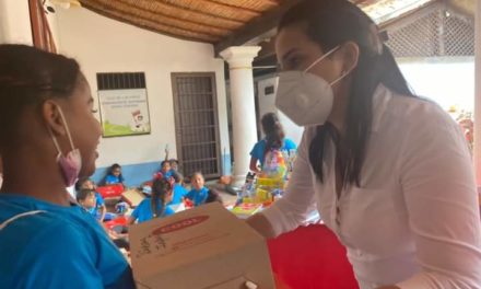Fundación Regional El Niño Simón Aragua llevó alegría a la casa de los niños y niñas «Comandante Supremo» en Choroní*