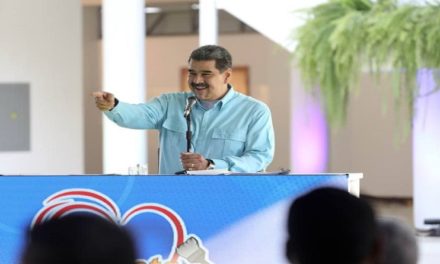 Jefe de Estado: Venezuela debe brillar en el mundo por la educación impartida en la Revolución Bolivariana