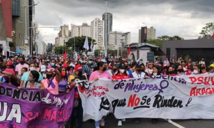 Sanmateanas marcharon en Caracas en conmemoración del Día Internacional de la Mujer