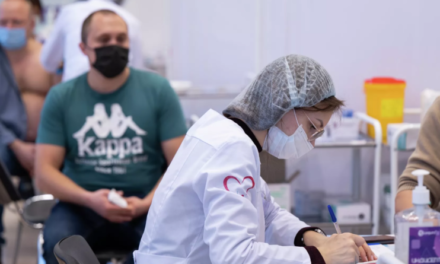 Ampliarán asistencia médica planificada en Rusia tras disminución de COVID-19