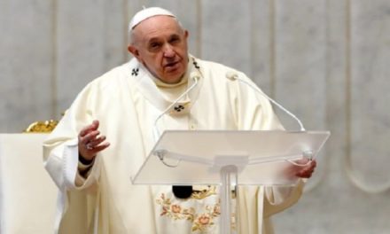 El Papa Francisco pidió que se «escuche el grito de paz de la humanidad»