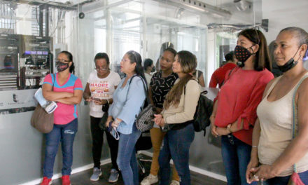 Movimiento de Mujeres visitó instalaciones de medios públicos en Aragua