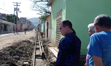 Alcalde Wilson Coy inspeccionó trabajos en la calle Bermúdez de Cagua