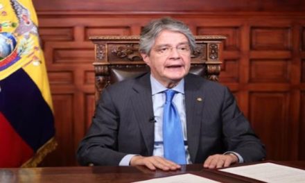Desaprobación del presidente ecuatoriano se mantiene en el 70%
