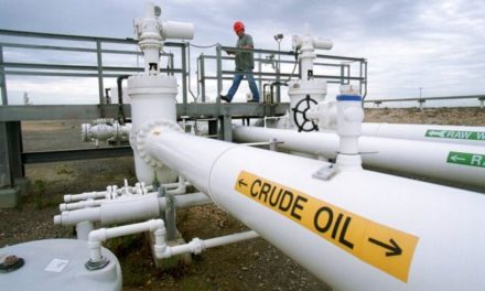 EE.UU. vende otros 45 millones de barriles de petróleo de su reserva estratégica