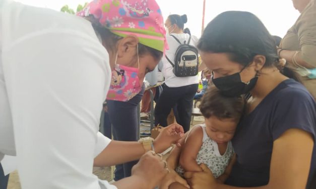 Habitantes de la zona recibieron atención médica e inmunización gratuita | Fotos: Prensa Alcaldía de FLA