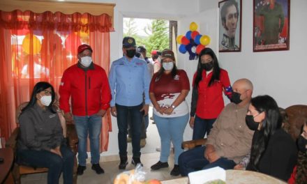 Familias de Peñón de Gabante materializan sueños de un hogar propio