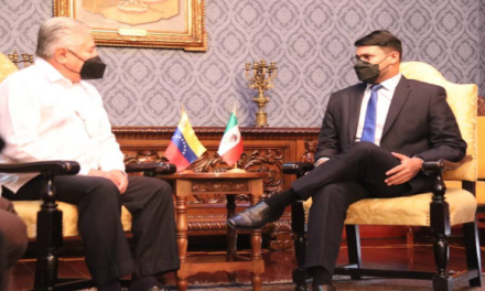 Embajada de Venezuela y México sostienen encuentro binacional