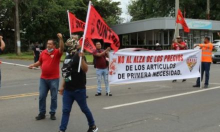Trabajadores panameños anuncian continuación del paro