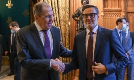 Cancilleres de Rusia y Venezuela analizarán cooperación bilateral