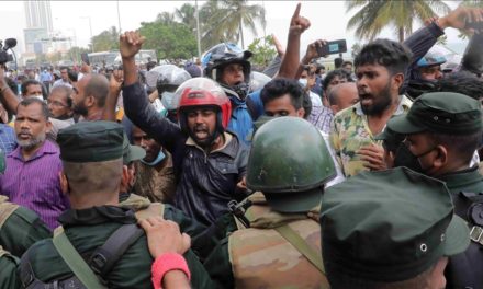 Fuerzas de seguridad disuelven campamento en Sri Lanka