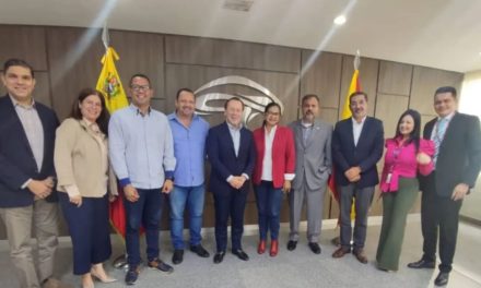 Gobierno de Aragua avanza con nuevas alianzas en telecomunicaciones