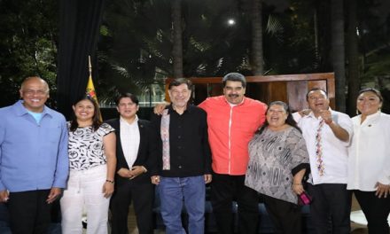 Presidente Maduro sostiene encuentro con Grupo Parlamentario de Amistad Venezuela-México