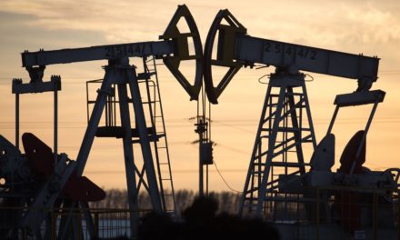 Precio del petróleo continúa en descenso