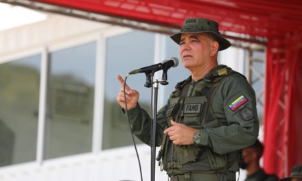 Venezuela reanudará relaciones militares con Colombia