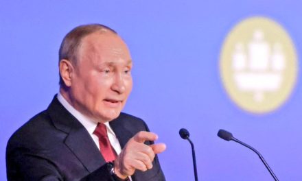 Presidente Putin destaca fortaleza en lazos bilaterales con países de Asia y el Pacífico