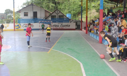 Arrancan Juegos Deportivos Comunales en la Colonia Tovar