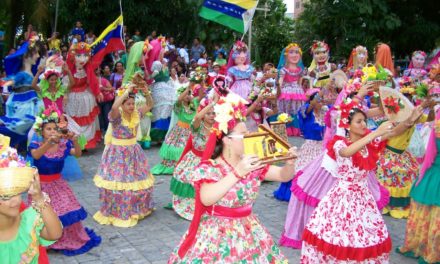 Día del Folklore se celebra a nivel mundial