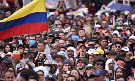 Nuevo gobierno de Colombia presentó proyecto de ley de reforma tributaria