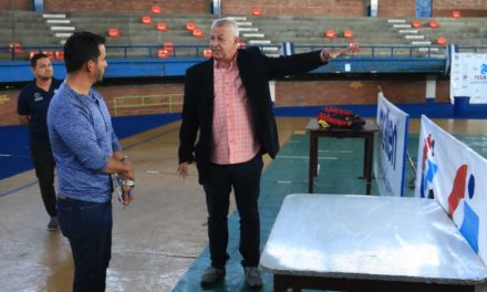 Presidente de FVTM evalúa instalaciones para San Salvador 2023