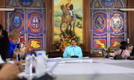 Presidente Maduro sostiene reunión con el Consejo de Vicepresidentes