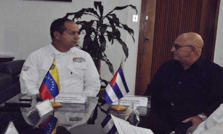 Realizan reunión de trabajo para fortalecer Convenio Cuba-Venezuela