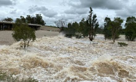 Huracán Kay provocó inundaciones en México