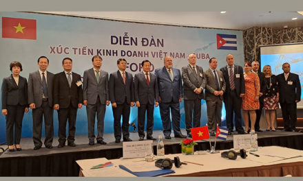 Vietnam y Cuba suscriben acuerdos en diferentes áreas de producción