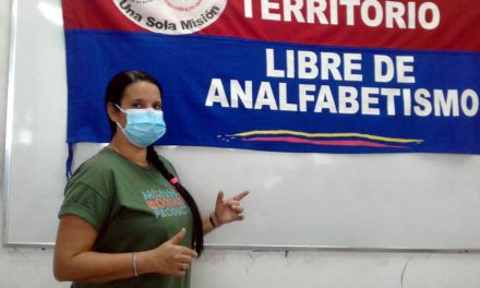 Venezuela cumple 17 años como Territorio Libre de Analfabetismo