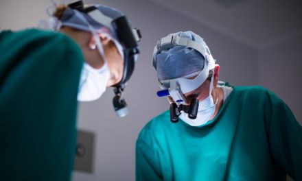 Cirugía láser disminuye riesgos durante la destrucción de cálculos renales