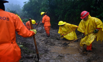 Huracán Julia deja casi 30 fallecidos en Centroamérica