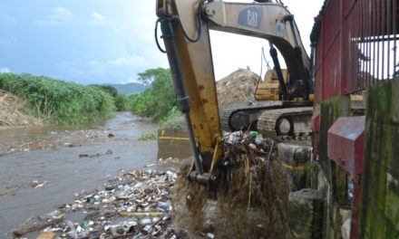 Despliegan equipos de Protección Civil en Mariño ante fuertes lluvias