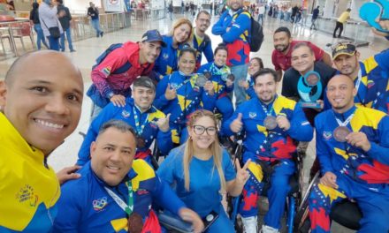 Primera medalla en la historia de la esgrima paralímpica venezolana