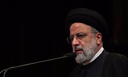 Irán exhorta a sus ciudadanos a abandonar Ucrania por conflicto militar