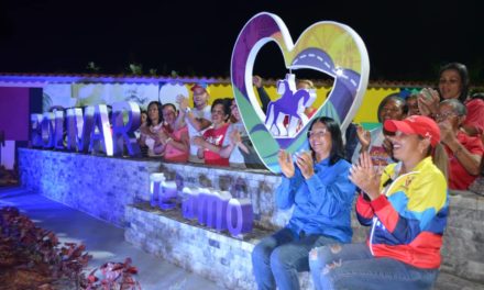 Gobernadora Karina Carpio inauguró entrada del municipio Bolívar