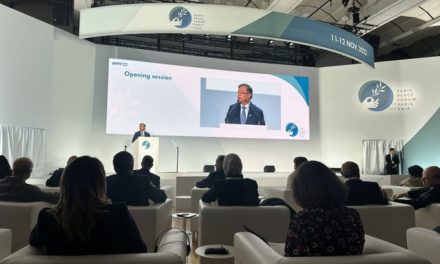 Presidente de Colombia insta a la transformación social y política para enfrentar cambio climático