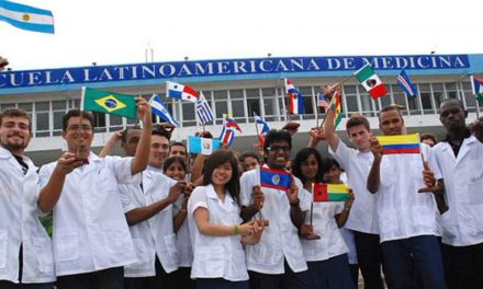 Escuela Latinoamericana de Medicina en Cuba cumple 23° aniversario
