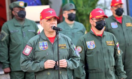 Padrino López: Rebelión del 27N de 1992 fue un acto de defensa al pueblo venezolano