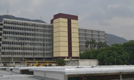 Hospital Central de Maracay: 49 años de fundación