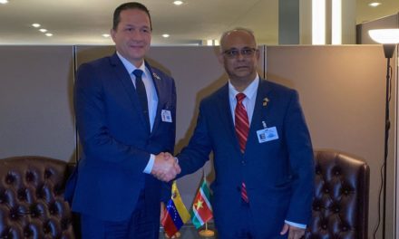 Venezuela seguirá afianzando cooperación con Surinam