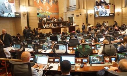 Congreso colombiano aprueba reforma tributaria