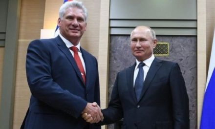 Presidentes de Cuba y Rusia se reúnen para estrechar cooperación bilateral