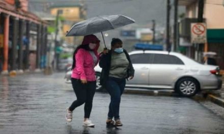 A efectos de la onda tropical 51 se prevén lluvias o chubascos en gran parte del país