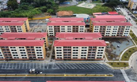 Develaron hito 4 millones 400 mil de viviendas en Aragua