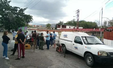 Cantv restablece servicios a 700 familias en urbanizaciones de Aragua