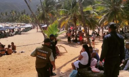 Policía de Aragua garantiza seguridad costera en la parroquia Choroní