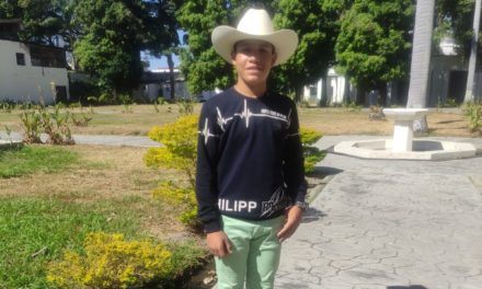 Jhonever Morei, joven carabobeño que derrocha pasión por el folklore nacional